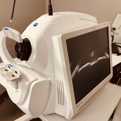Second Specs - OCT retinal imaging helps our doctor detect glaucoma and macular degeneration years earlier.