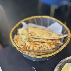 Royal Indian Cuisine & Lounge - Garlic Naan
