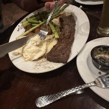 LongHorn Steakhouse - Churrasco with mash and veggies - Steakhouses Near Me - Doral, Florida LongHorn Steakhouse - Churrasco with mash and veggies - Steakhouses Near Me - Doral, Florida