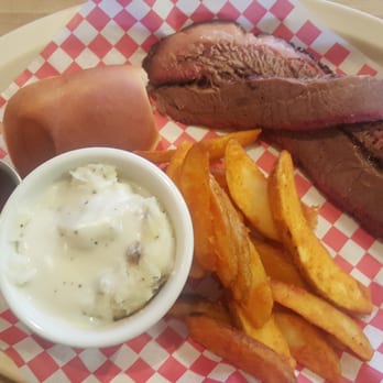 Hog Wild Bar-B-Que - 1 meat platter: brisket with Texas fries and mashed potatoes - Barbeque Near Me - Placerville, California Hog Wild Bar-B-Que - 1 meat platter: brisket with Texas fries and mashed potatoes - Barbeque Near Me - Placerville, California