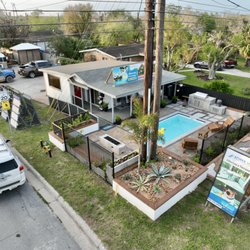 Afuera 360° Pools & Outdoor Rooms