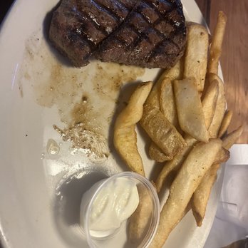 Texas Roadhouse - 8oz sirloin - Steakhouses Near Me - Terrell, Texas