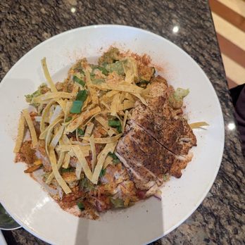 BJ's Restaurant & Brewhouse - Santa Fe salad - Pizza Near Me - Menifee, California
