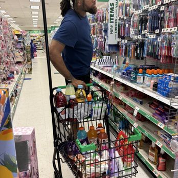 Dollar Tree - Discount Store Near Me - Fairfax, Virginia