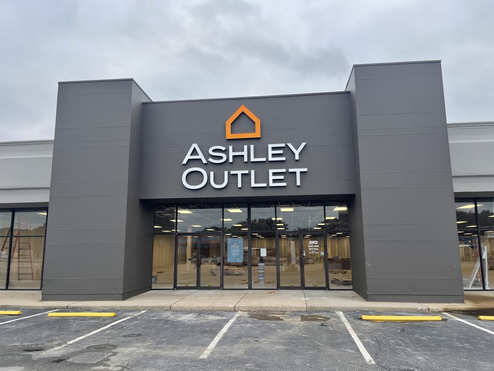 ASHLEY OUTLET Updated September 2024 10 Photos 5129 Virginia