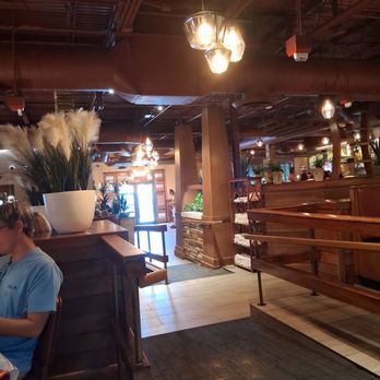 J Marks Restaurant - Inside - American Near Me - Pompano Beach, Florida J Marks Restaurant - Inside - American Near Me - Pompano Beach, Florida
