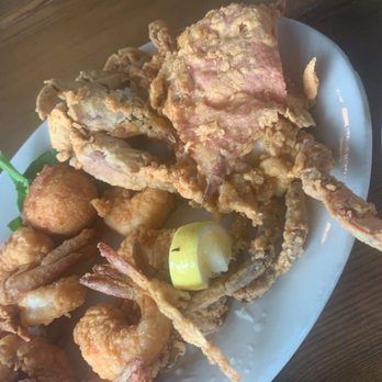 Skipper's Fish Camp - Soft shell crab and shrimp - Seafood Near Me - Darien, Georgia Skipper's Fish Camp - Soft shell crab and shrimp - Seafood Near Me - Darien, Georgia