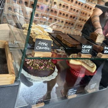 Federal Café - Desserts - Breakfast & Brunch Near Me - Barcelona, B