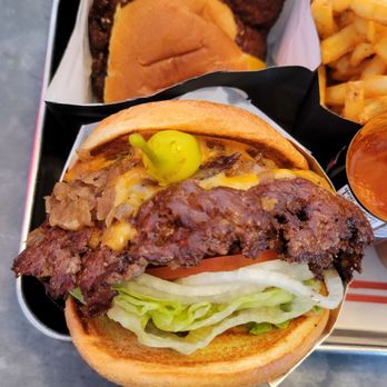 Tanner’s Prime Burgers - Back: KIDS PRIME SLIDER, Front: TANNER'S PRIME BURGER (DOUBLE) - Burgers Near Me - Oceanside, California