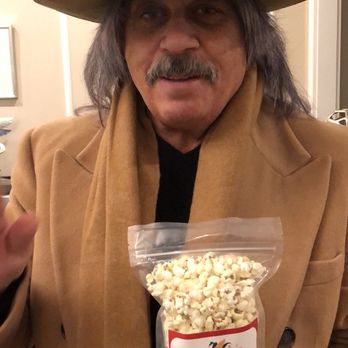Mella B’s Potcorn - Honorary Beverly Hills Mayor David Harrison-Levi loves Mella B's Potcorn - Popcorn Shops Near Me Mella B’s Potcorn - Honorary Beverly Hills Mayor David Harrison-Levi loves Mella B's Potcorn - Popcorn Shops Near Me
