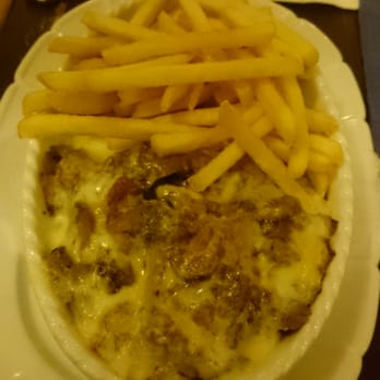Leo's Restaurant Danai - Überbackene Gyros mit Gouda - Greek Near Me - Fürth, BY Leo's Restaurant Danai - Überbackene Gyros mit Gouda - Greek Near Me - Fürth, BY