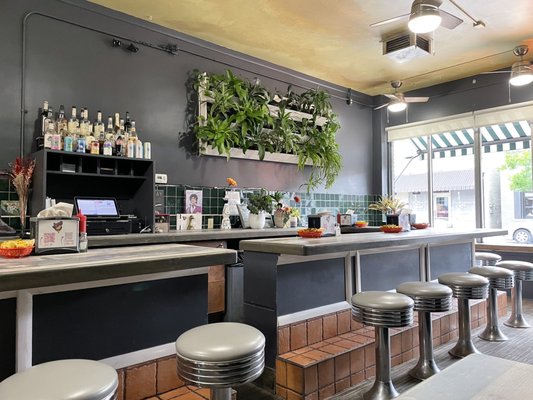 Lucy's Burger Bar by null