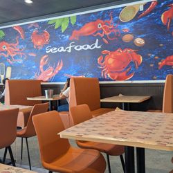 Pier 18 Cajun Seafood and Grill - Cute ambiance