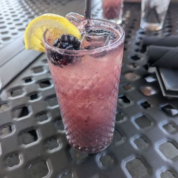 Junior Restaurant  - Lounges Near Me - Roseville, California