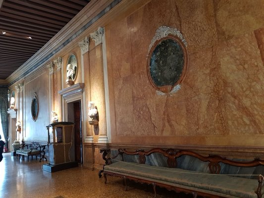 Ca' Rezzonico by null