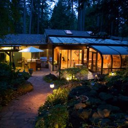 Bear Den BnB - At night