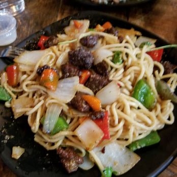 Hiccups Veo Cafe - Asian Fusion Near Me - Carson, California