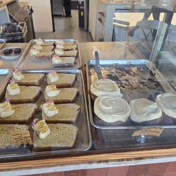 Lemon Bar - Bakeries Near Me - Temecula, California