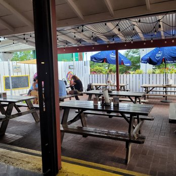 Dixie Grill - picnic tables and umbrellas - Southern Near Me - Aiea, Hawaii