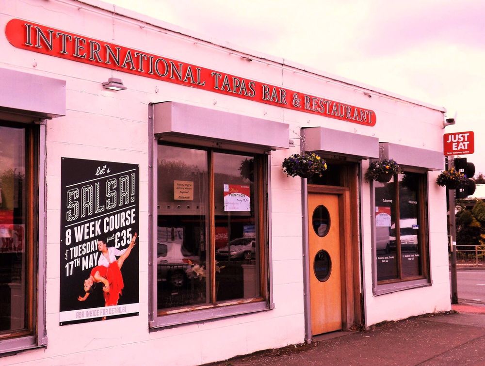 LA RAMBLA PAISLEY Updated August 2024 45 Photos 911 Renfrew Road