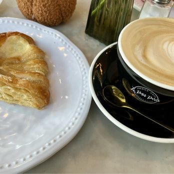 Le Petit Paris San Pablo - French Near Me - Jacksonville, Florida Le Petit Paris San Pablo - French Near Me - Jacksonville, Florida