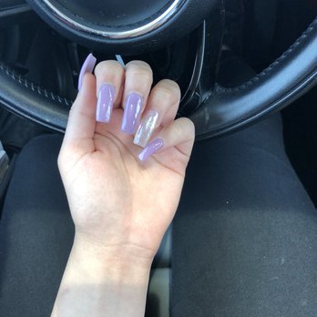 Luna Nails Bar - Nail Salons Near Me - Bellflower, California