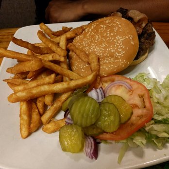 The In Place - American Near Me - Forks, Washington