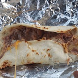 Taquisa Waco - Bean y cheese on an excellent flour tort.  My 1000th photo on Yelp, maybe I spend too much time here.