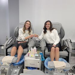 Topcoat Nail Bar