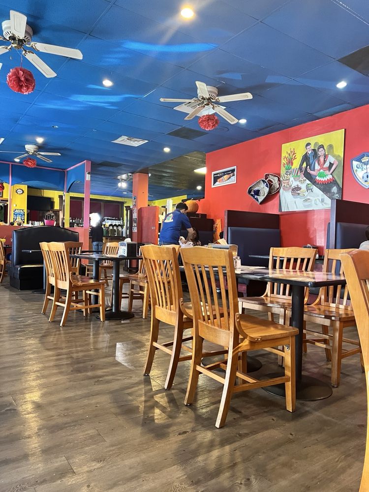Chelly's Cafe