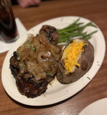 The Melrose Grill by null