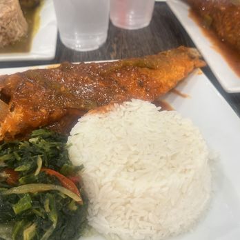 Roland's Jamaica Chicken - Red whole snapper with white rice & spinach - Caribbean Near Me - Lewisville, Texas