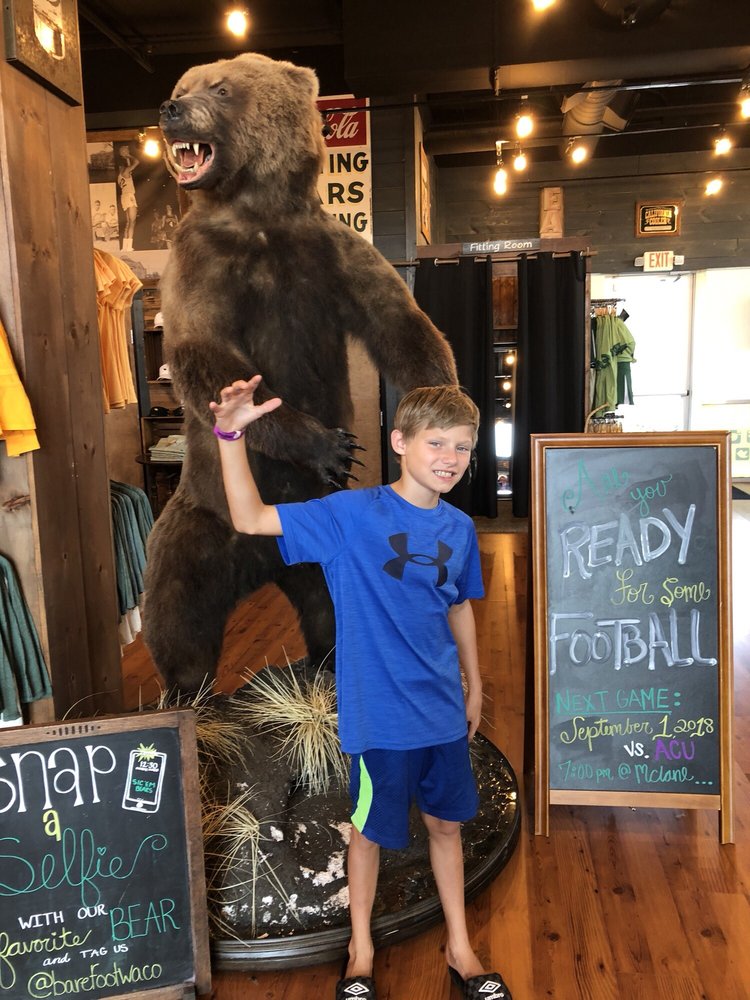 BAREFOOT CAMPUS OUTFITTER 14 Photos & 13 Reviews Men's Clothing