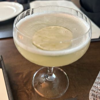 Corner Chophouse - Gimlet martini excellent - Steakhouses Near Me - Winter Park, Florida