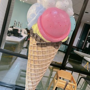 Marble Slab Creamery - Ice Cream Decor - Ice Cream & Frozen Yogurt Near Me - Shreveport, Louisiana Marble Slab Creamery - Ice Cream Decor - Ice Cream & Frozen Yogurt Near Me - Shreveport, Louisiana