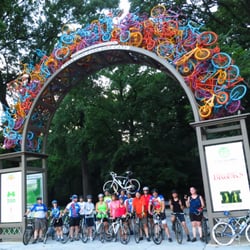 Trek Bicycle East Memphis - The Peddler Tuesday Night Ride visits the Bike Arch at Overton Park