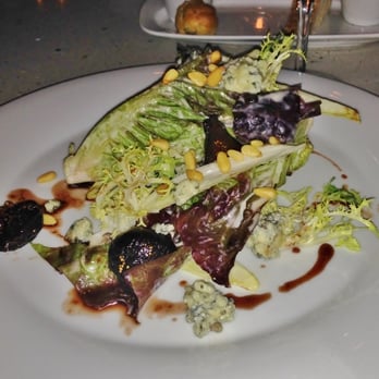 Quatrefoil Restaurant - Baby red romaine and chicory salad with dried figs, pine nuts, Celtic blue cheese, and pinot noir vinaigrette - French Near Me - Dundas, Ontario Quatrefoil Restaurant - Baby red romaine and chicory salad with dried figs, pine nuts, Celtic blue cheese, and pinot noir vinaigrette - French Near Me - Dundas, Ontario
