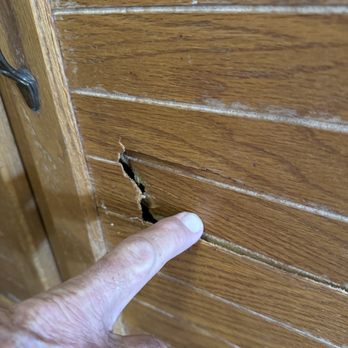 PQuail Realty& Management - cracked & filthy cabinet - Property Management Near Me - Rio Rancho, New Mexico PQuail Realty& Management - cracked & filthy cabinet - Property Management Near Me - Rio Rancho, New Mexico