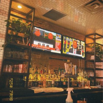 HG Sply - bar area - American Near Me - Dallas, Texas HG Sply - bar area - American Near Me - Dallas, Texas
