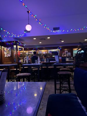 Metropolitan NY Pizza+Burgers+Cocktails by null Metropolitan NY Pizza+Burgers+Cocktails by null