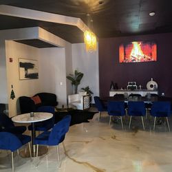 Marie's Lounge - VIP