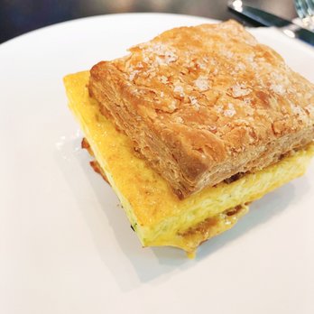 Magpie Coffeeshop - Egg breakfast biscuit - Cafes Near Me - Eugene, Oregon