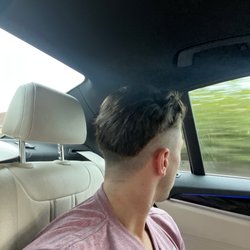 Barber' Shop - This is some type of joke....