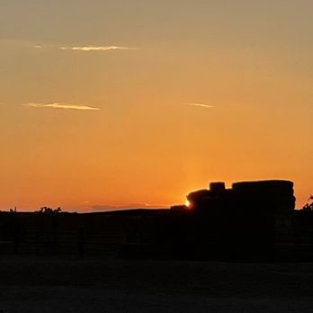 White Stallion Ranch - Gorgeous sunsets - Hotels Near Me - Tucson, Arizona White Stallion Ranch - Gorgeous sunsets - Hotels Near Me - Tucson, Arizona