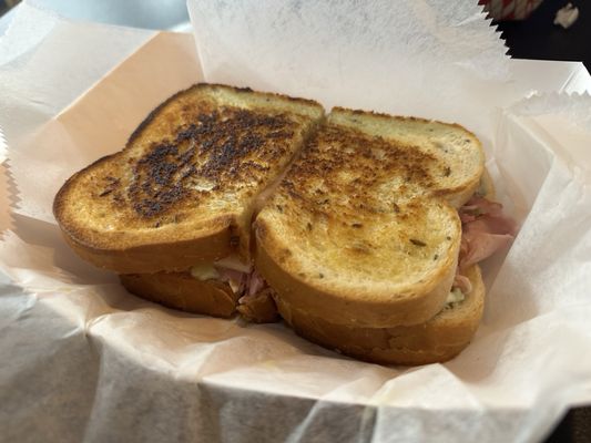 Diamond Deli by null