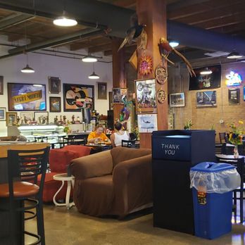 Gus' Deli - First view walking in, I like it - American Near Me - West Allis, Wisconsin