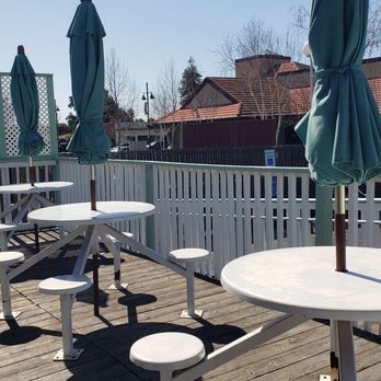 Tea So - Outdoor area - Desserts Near Me - Castro Valley, California