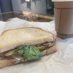 Madtown Coffee - Turkey sandwich on gluten free bread