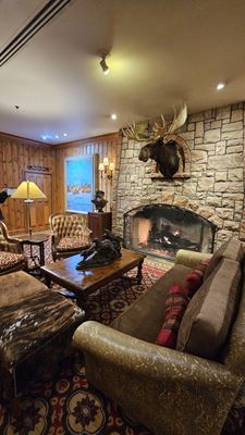 Silver Dollar Bar by null