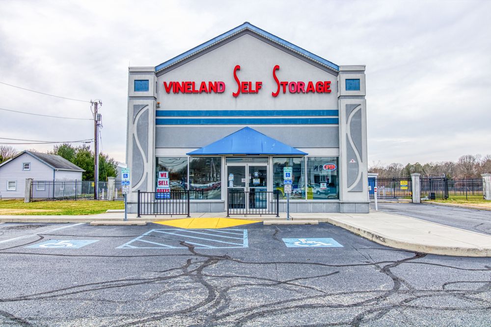 SNAPBOX SELF STORAGE 820 N. Delsea Dr., Vineland, New Jersey Self